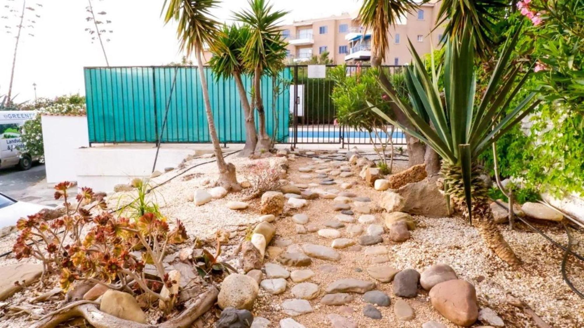 H&O Diamond Complex Sea View Apartment Paphos Exteriör bild