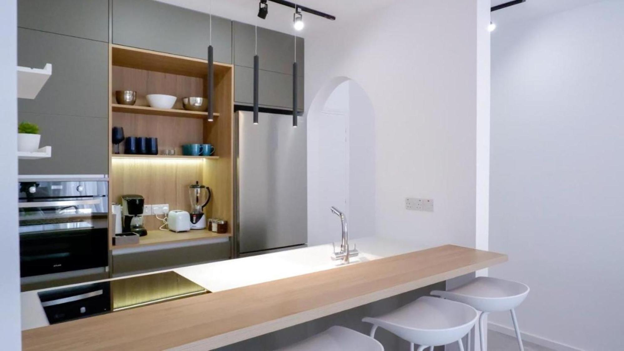 H&O Diamond Complex Sea View Apartment Paphos Exteriör bild