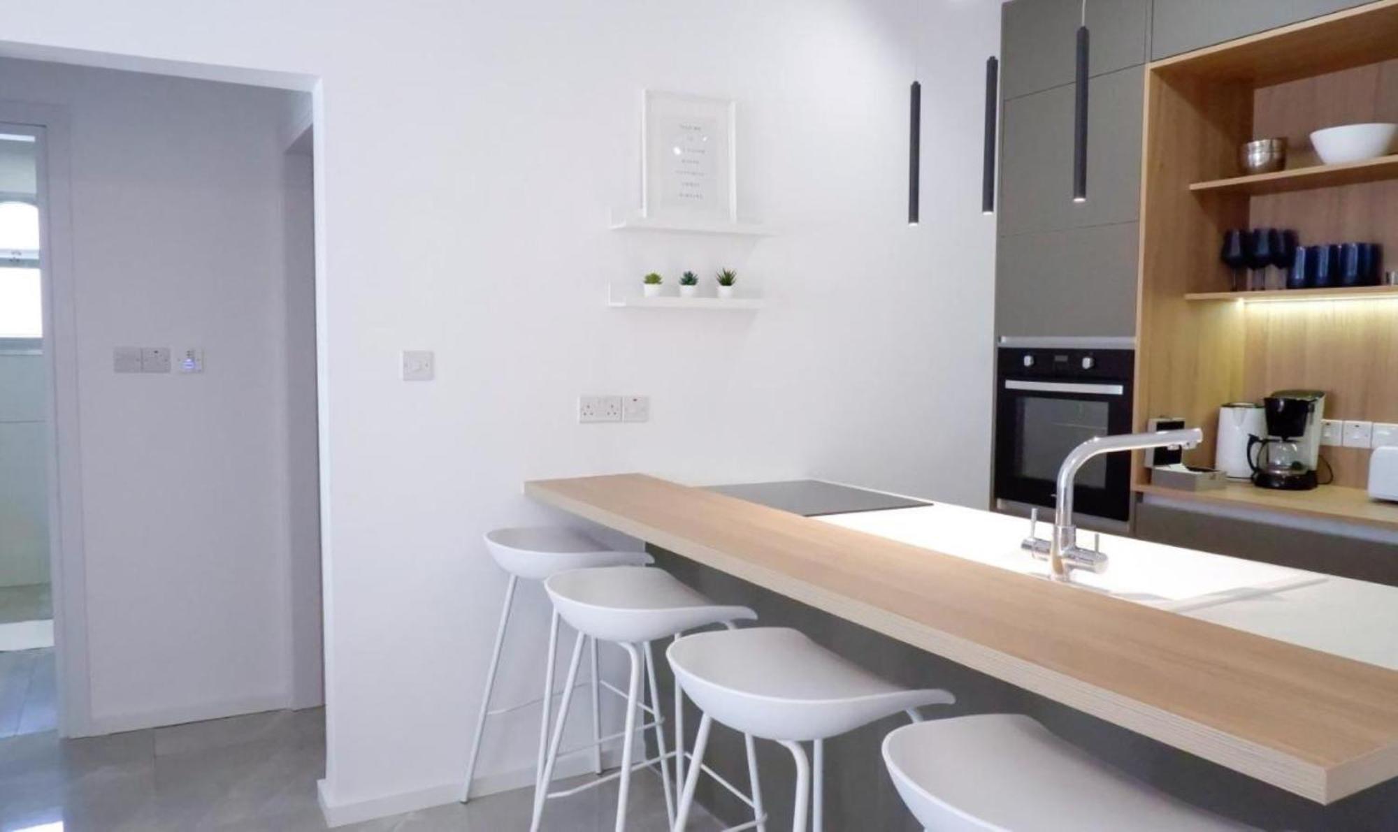 H&O Diamond Complex Sea View Apartment Paphos Exteriör bild