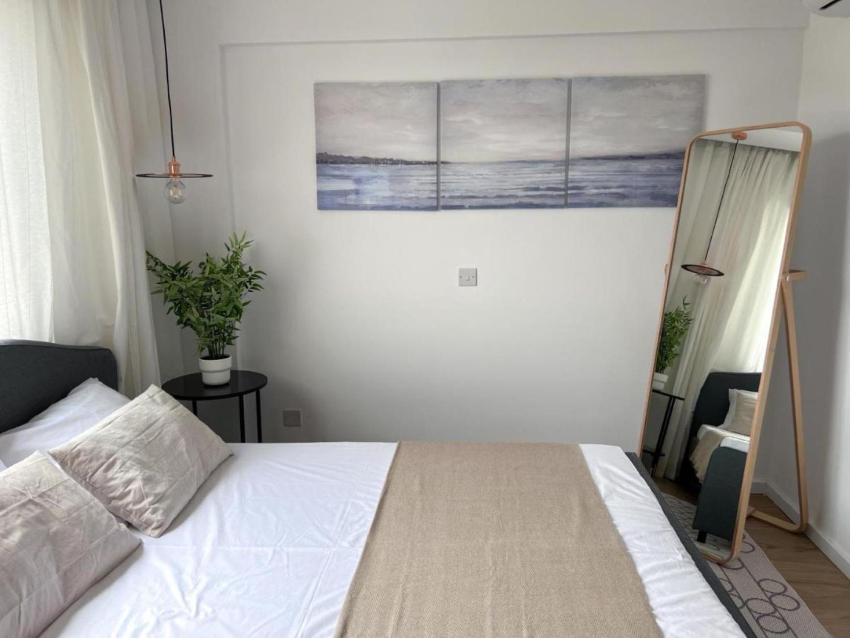 H&O Diamond Complex Sea View Apartment Paphos Exteriör bild